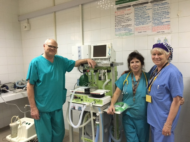 Medical team with glostavent helix